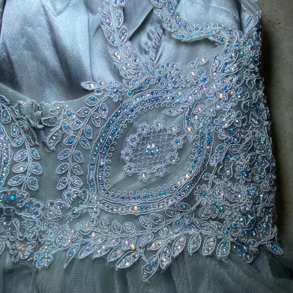 Silver Beaded Tulle Dress Halter Neckline Fairy Witchy Prom Wedding Princess - Picture 8 of 12